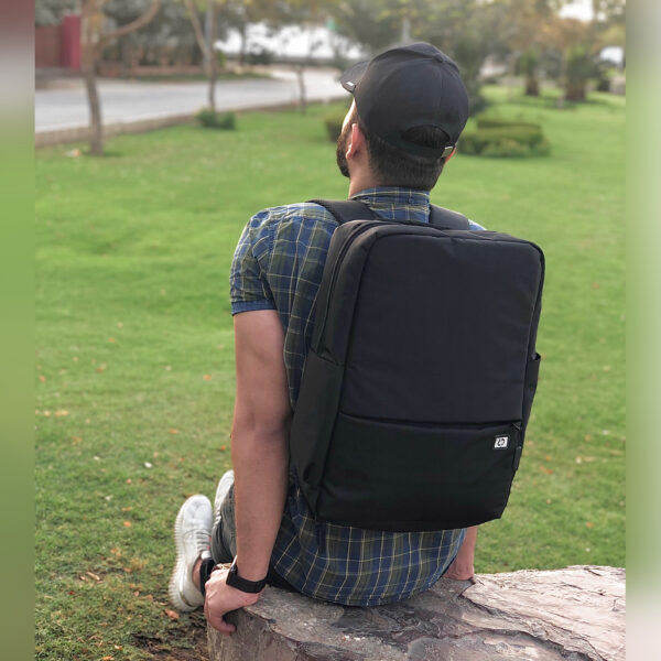 HP Laptop Bag – Stylish & Protective Backpack with Dust & Rain Cover